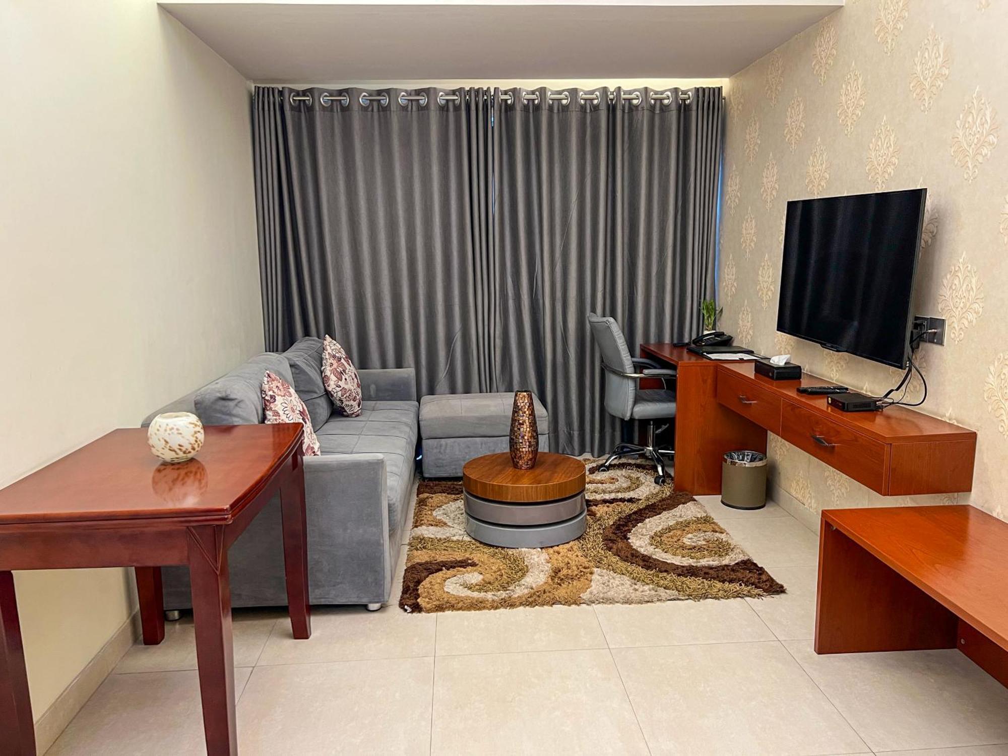 Coventina Lake Suites Dhaka Exterior foto