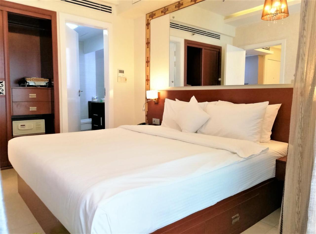 Coventina Lake Suites Dhaka Exterior foto