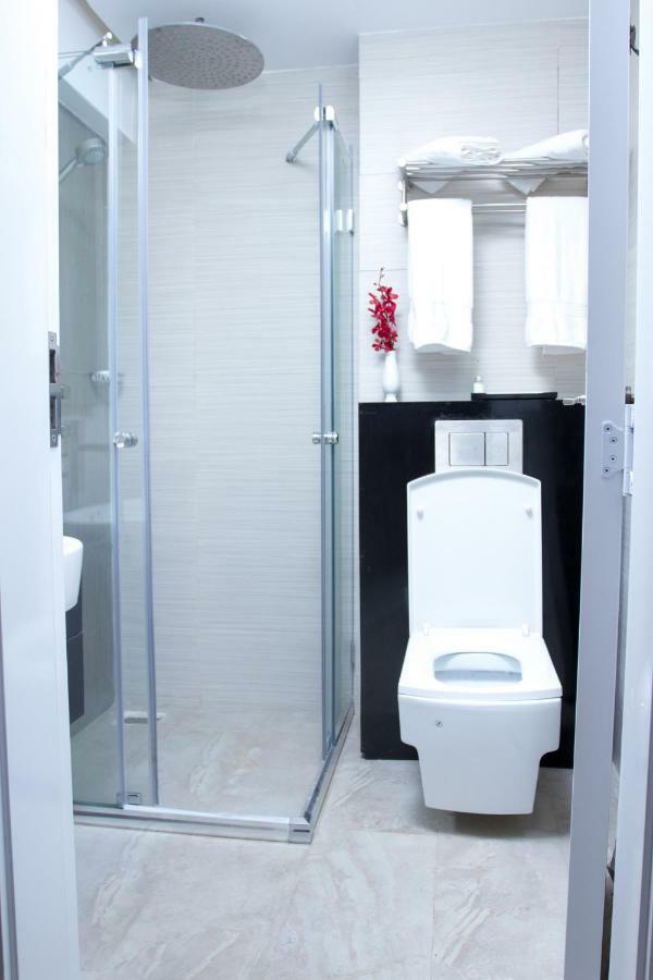 Coventina Lake Suites Dhaka Exterior foto