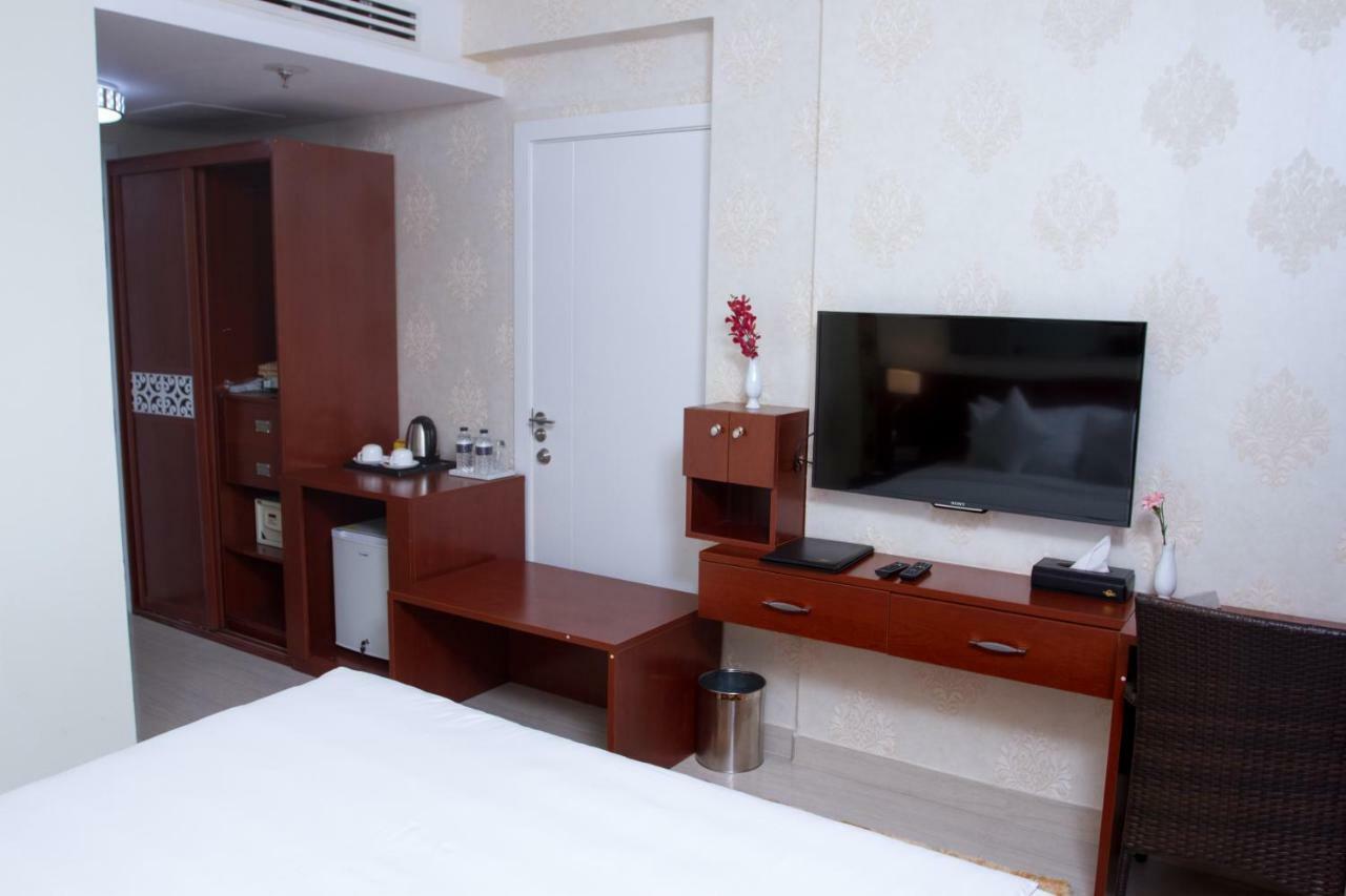 Coventina Lake Suites Dhaka Exterior foto