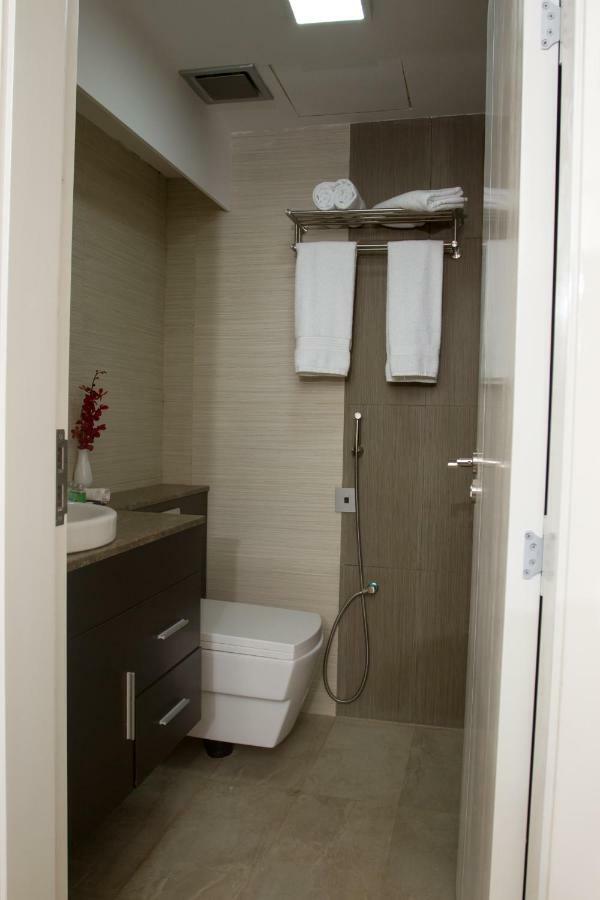 Coventina Lake Suites Dhaka Exterior foto